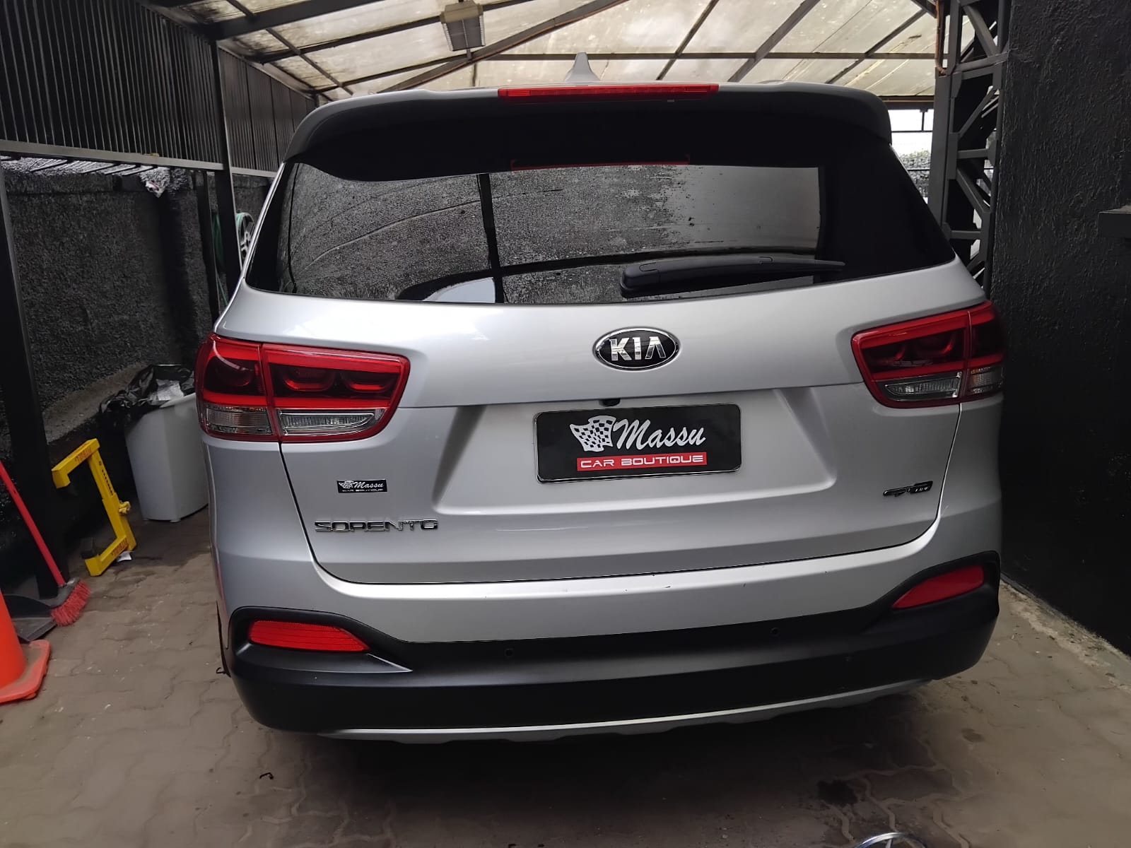 KIA Sorento — foto 5 de 16