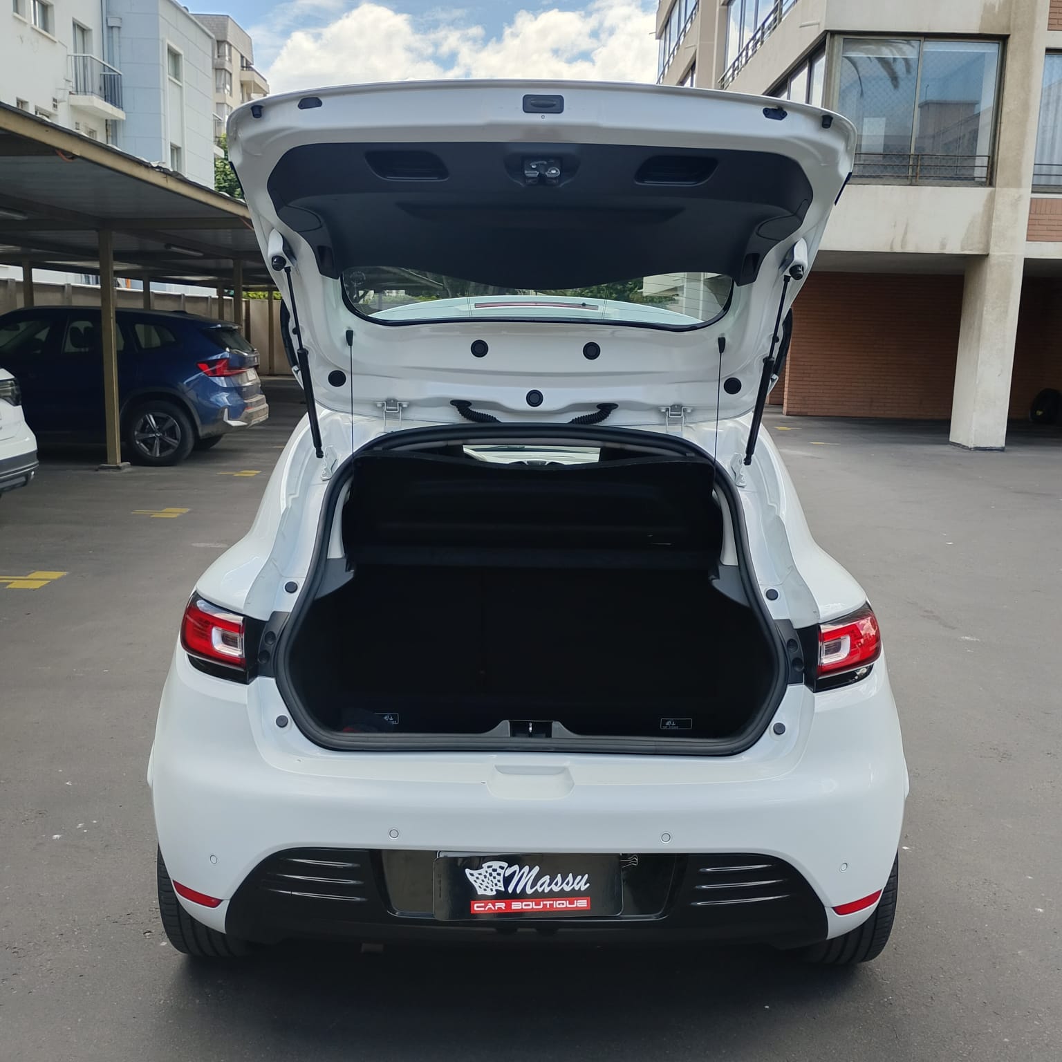 Renault Clio Iv Dynamique — foto 4 de 16