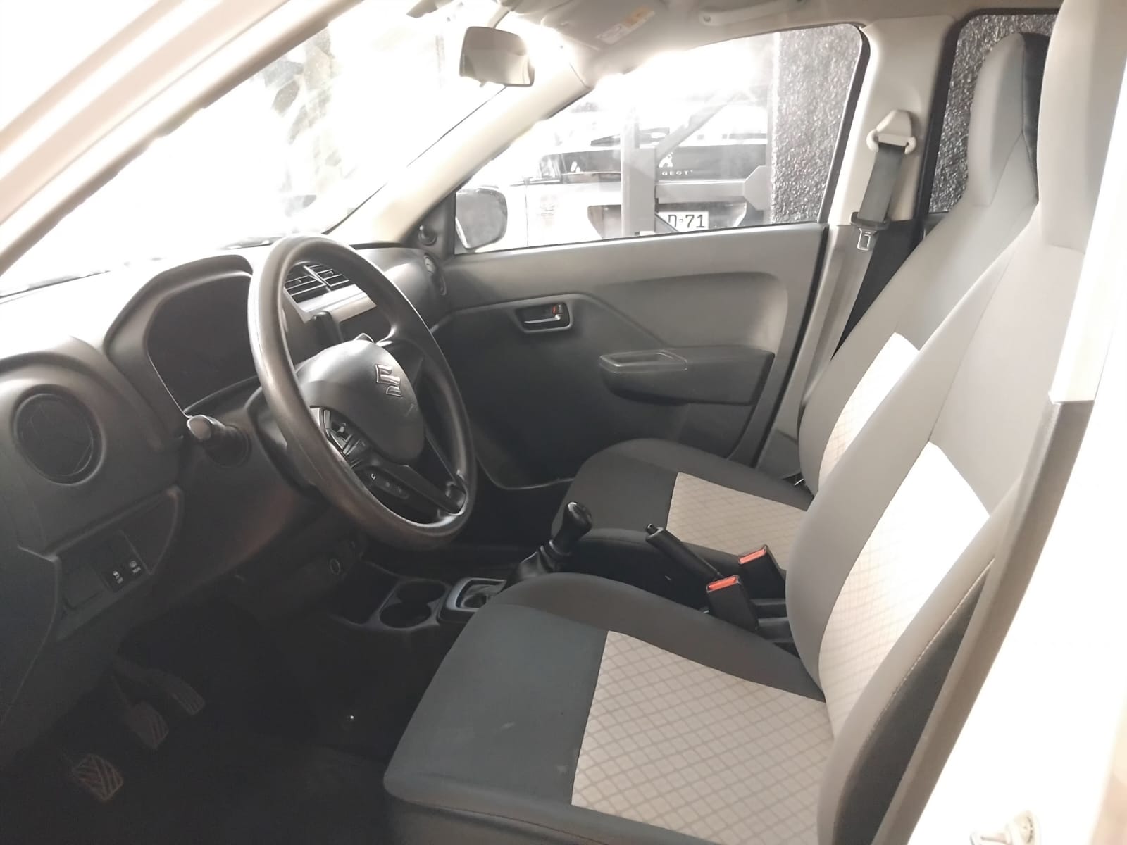 Suzuki New Alto — foto 4 de 7