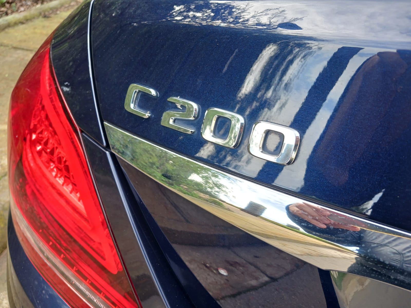 Mercedes-Benz C200 — foto 17 de 17