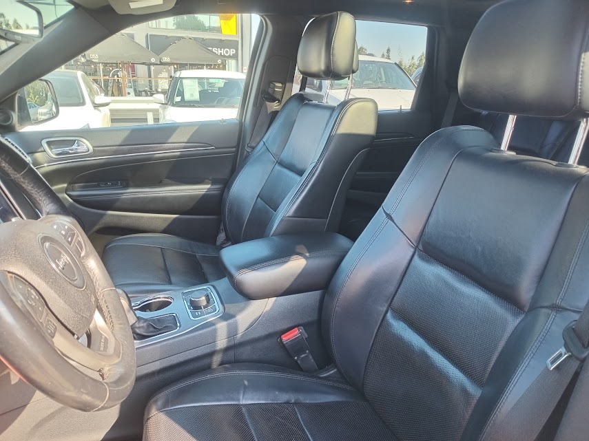 Jeep Grand Cherokee Ltd — foto 8 de 14