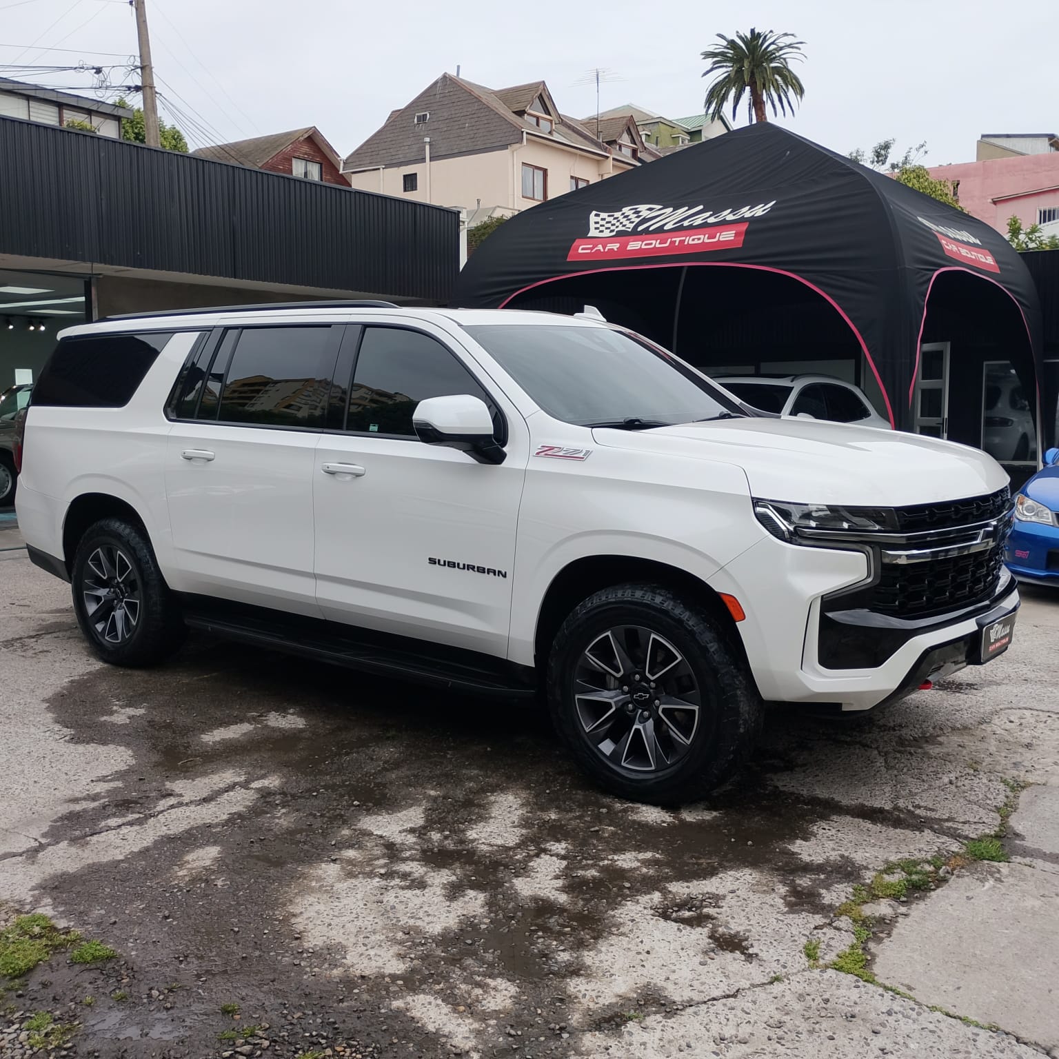 Chevrolet Suburban — foto 6 de 13