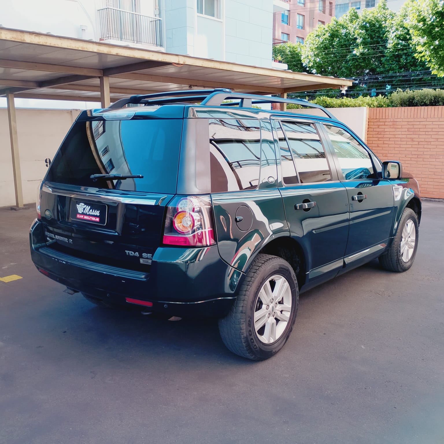 Land Rover Freelander 2 — foto 6 de 16