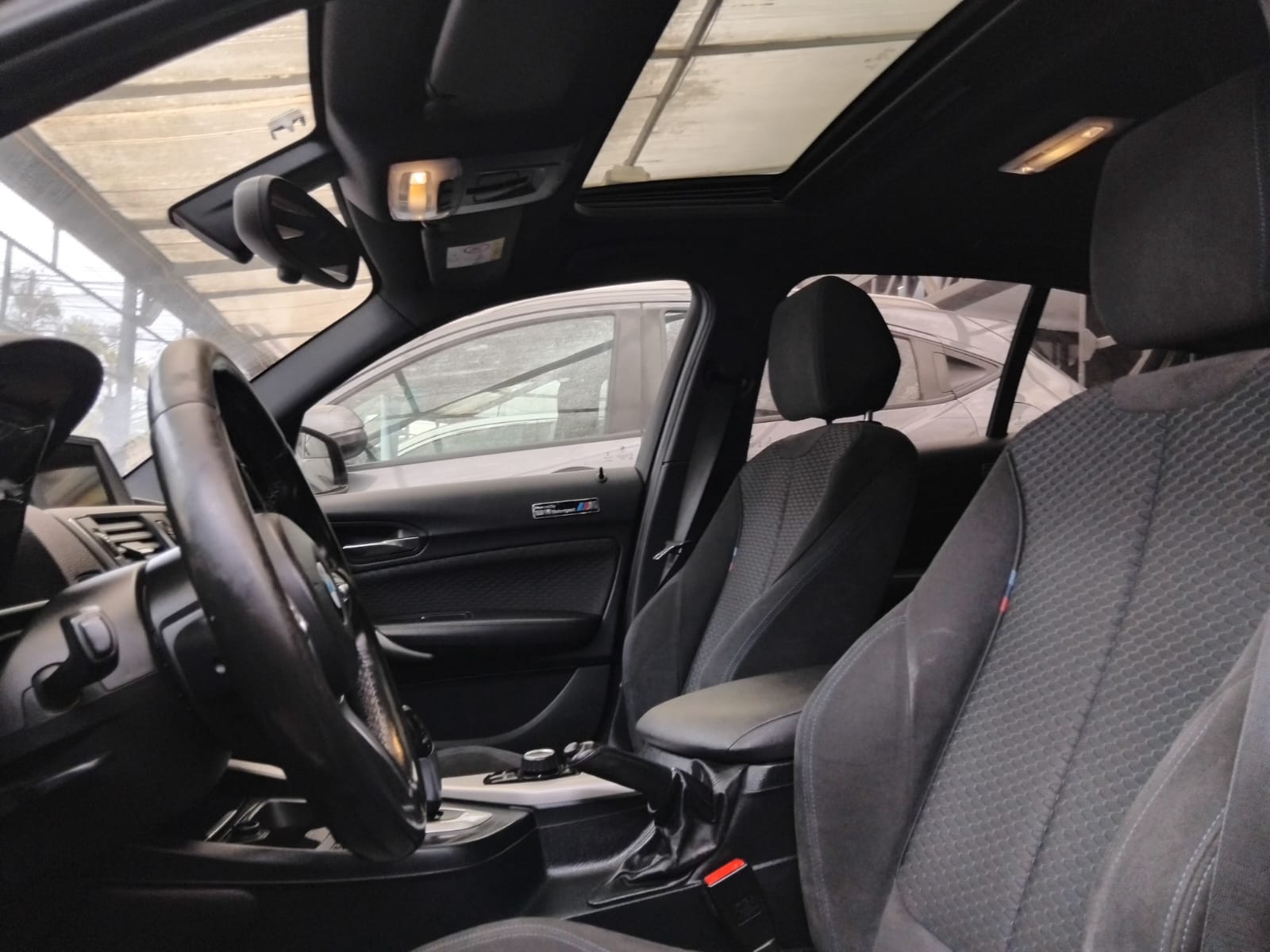 BMW 120I — foto 11 de 25