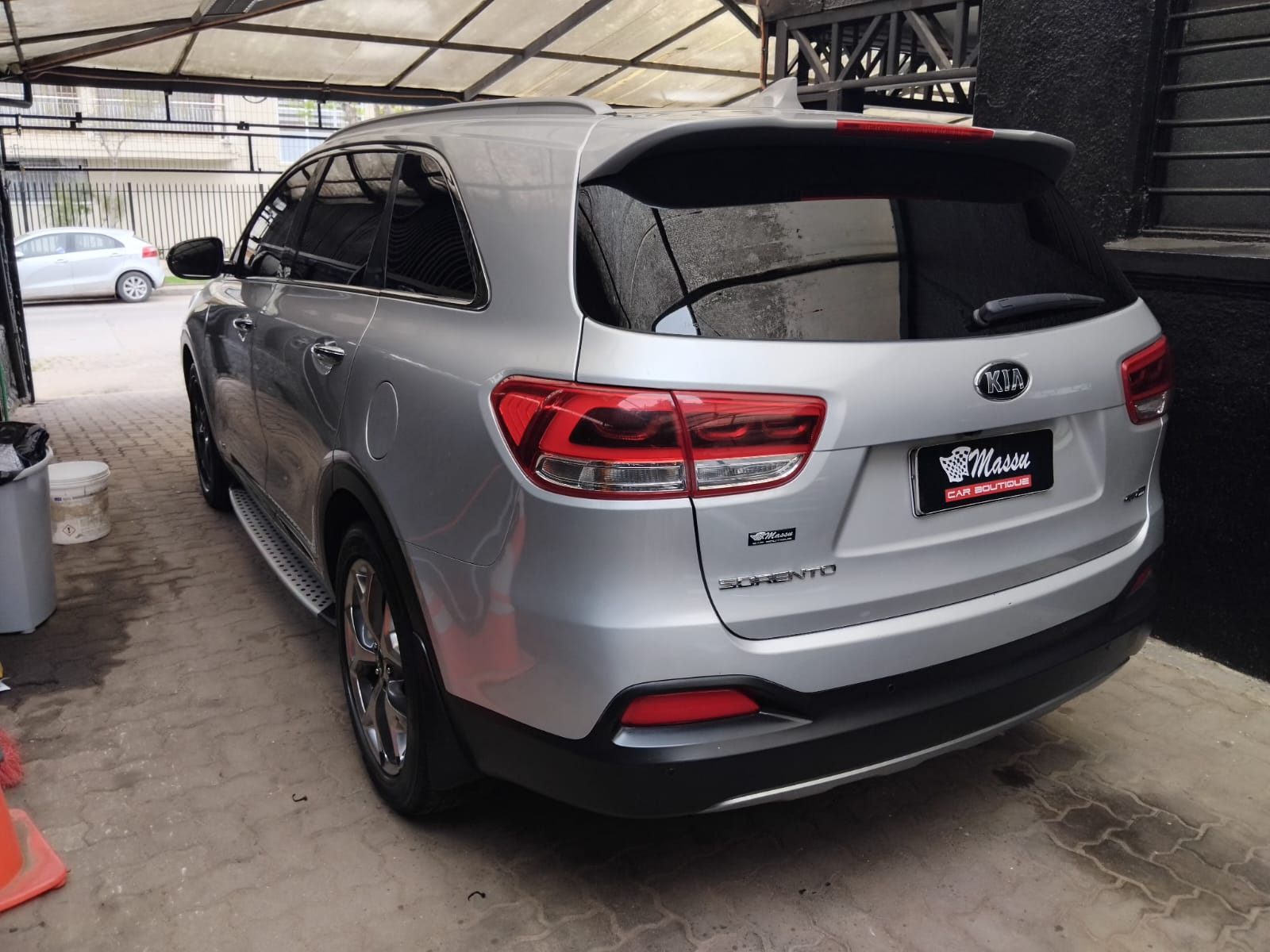 KIA Sorento — foto 4 de 16